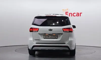 Kia Canival 2015, 164514 км, за 5529.54 USD