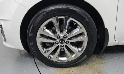 Kia Canival 2015, 164514 км, за 5529.54 USD