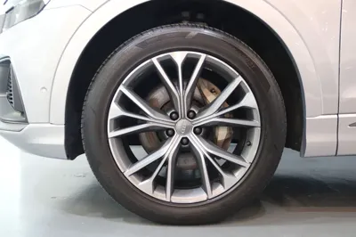 Audi Q8 2021, 51499 км, за 41042.37 USD