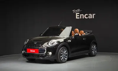 MINI Cooper Convertible · 2017 год