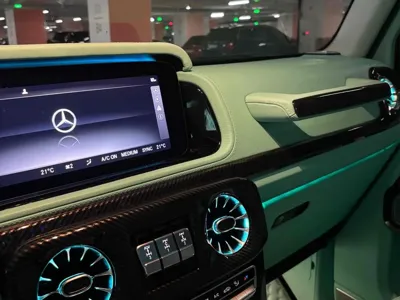 Mercedes-Benz G-Class 2020, 57000 км, за 118156.76 USD - фото 7