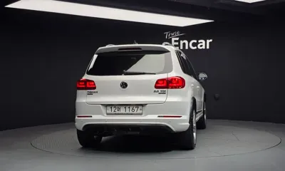 Volkswagen Tiguan 2013, 197827 км, за 7532.21 USD