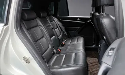 Volkswagen Tiguan 2013, 197827 км, за 7532.21 USD - фото 12