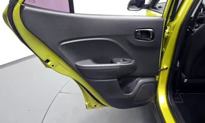 Hyundai Venue 2020, 82400 км, за 8782.21 USD - фото 24