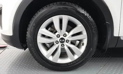 Kia Sorento 2017, 124273 км, за 9425.99 USD