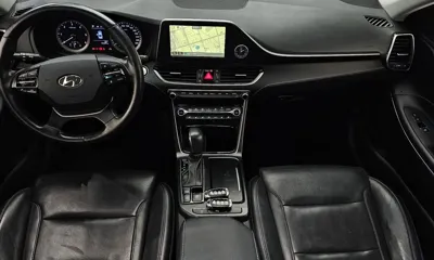 Hyundai Grandeur 2018, 122647 км, за 9739.42 USD - фото 7