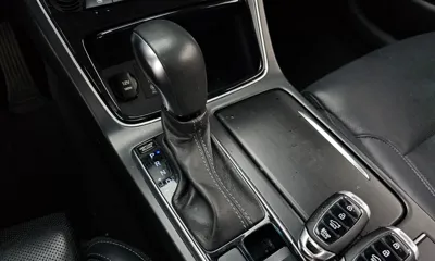 Hyundai Grandeur 2018, 122647 км, за 9739.42 USD - фото 9
