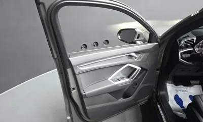 Audi Q3 2020, 66277 км, за 22362.34 USD - фото 24