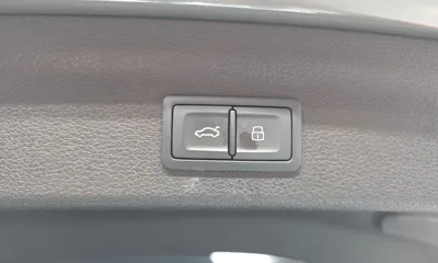 Audi Q3 2020, 66277 км, за 22362.34 USD - фото 27