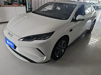 BYD 海豹06 · 2025 год