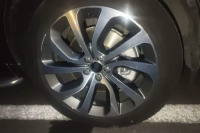 Land Rover Discovery Sport 2021, 44800 км, за 20637 USD - фото 8