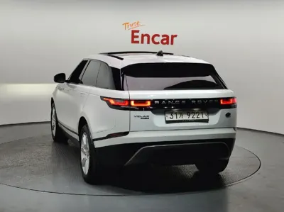 Land Rover Range Rover Velar 2018, 107217 км, за 15850.68 USD
