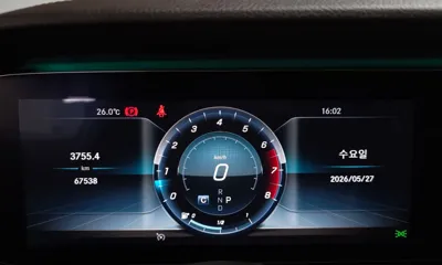 Mercedes-Benz E-Class 2019, 67538 км, за 17545.34 USD - фото 8