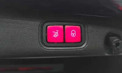 Mercedes-Benz E-Class 2019, 67538 км, за 17545.34 USD - фото 15