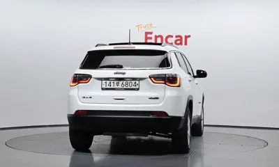 Jeep Compass 2019, 82015 км, за 8533.54 USD