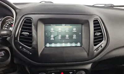 Jeep Compass 2019, 82015 км, за 8469.06 USD - фото 16