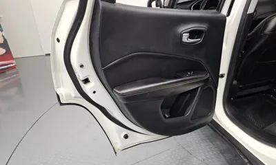Jeep Compass 2019, 82015 км, за 8469.06 USD - фото 25