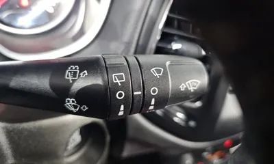 Jeep Compass 2019, 82015 км, за 8469.06 USD - фото 30