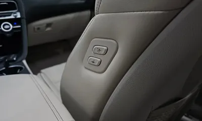 Genesis G70 2020, 70446 км, за 17239.15 USD - фото 32