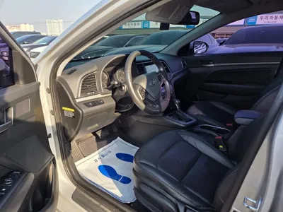Hyundai Avante 2017, 174907 км, за 4193.53 USD - фото 7