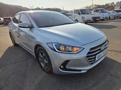 Hyundai Avante 2017, 174907 км, за 4193.53 USD - фото 11