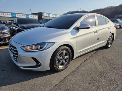 Hyundai Avante 2017, 174907 км, за 4193.53 USD - фото 12