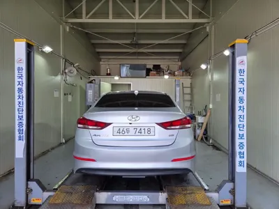 Hyundai Avante 2017, 174907 км, за 4193.53 USD - фото 20