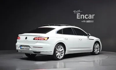 Volkswagen Arteon 2022, 72670 км, за 16887.4 USD