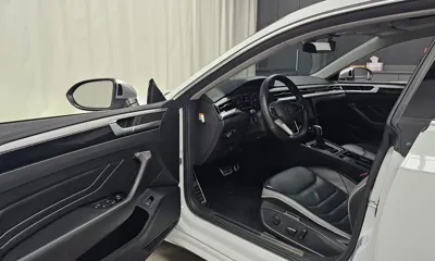 Volkswagen Arteon 2022, 72670 км, за 16887.4 USD - фото 10