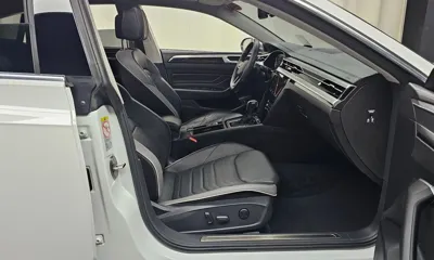 Volkswagen Arteon 2022, 72670 км, за 16887.4 USD - фото 11