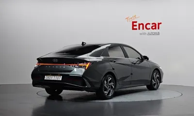 Hyundai Avante 2025, 18401 км, за 17526.59 USD