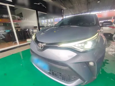 Toyota C-HR 2024, 21400 км, за 12565.82 USD