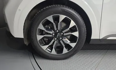 Kia Canival 2023, 59622 км, за 19413.69 USD