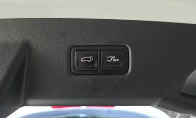 Kia Canival 2023, 59622 км, за 19413.69 USD - фото 20