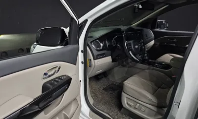 Kia Canival 2020, 90183 км, за 11826.89 USD - фото 11