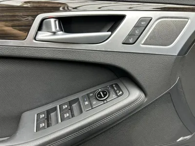 Genesis G80 2017, 126432 км, за 9967.43 USD - фото 12
