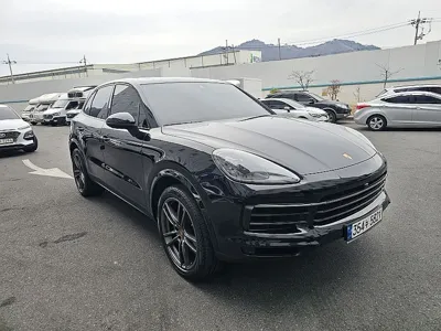 Porsche Cayenne 2019, 62000 км, за 53170.54 USD