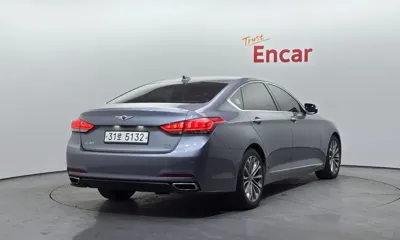 Hyundai Genesis 2015, 130368 км, за 6871.49 USD