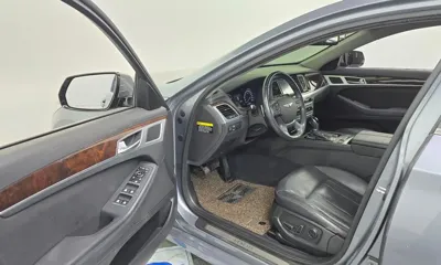 Hyundai Genesis 2015, 130368 км, за 6871.49 USD - фото 10