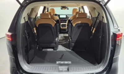 Kia Canival 2023, 54743 км, за 18307.73 USD - фото 20