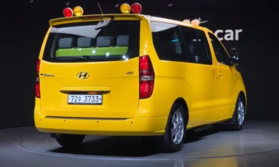 Hyundai Starex 2019, 106714 км, за 9184.01 USD