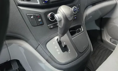 Hyundai Starex 2019, 106714 км, за 9184.01 USD - фото 9