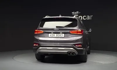 Hyundai Santafe 2019, 48927 км, за 15097.81 USD