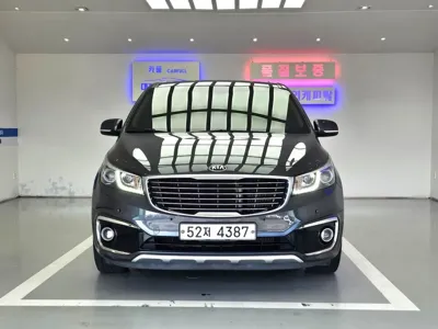 Kia Canival 2018, 91000 км, за 6406.53 USD