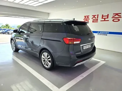 Kia Canival 2018, 91000 км, за 6406.53 USD