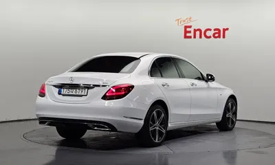Mercedes-Benz C-Class 2020, 37030 км, за 18735.38 USD