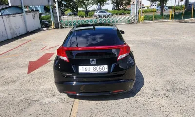 Honda Civic 2013, 104965 км, за 5189.17 USD