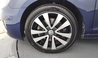 Volkswagen Golf 2013, 97903 км, за 5590.59 USD