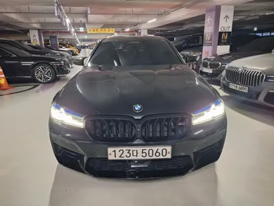 BMW M5 · 2021 год