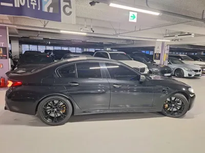 BMW M5 2021, 67000 км, за 57306.03 USD